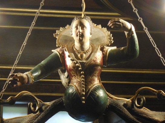 HradekuNint63chandelier