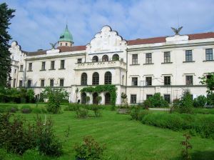 The stunning chateau from the park