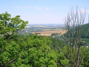 The views of the mountains in the distance are sure to amaze.