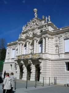 The facade of Linderhof Palace
