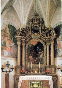 An altar in the church on Fraueninsel