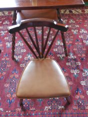 PilsenLoosintchair4