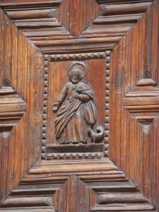 PUGLIAAltamuracathdoor2