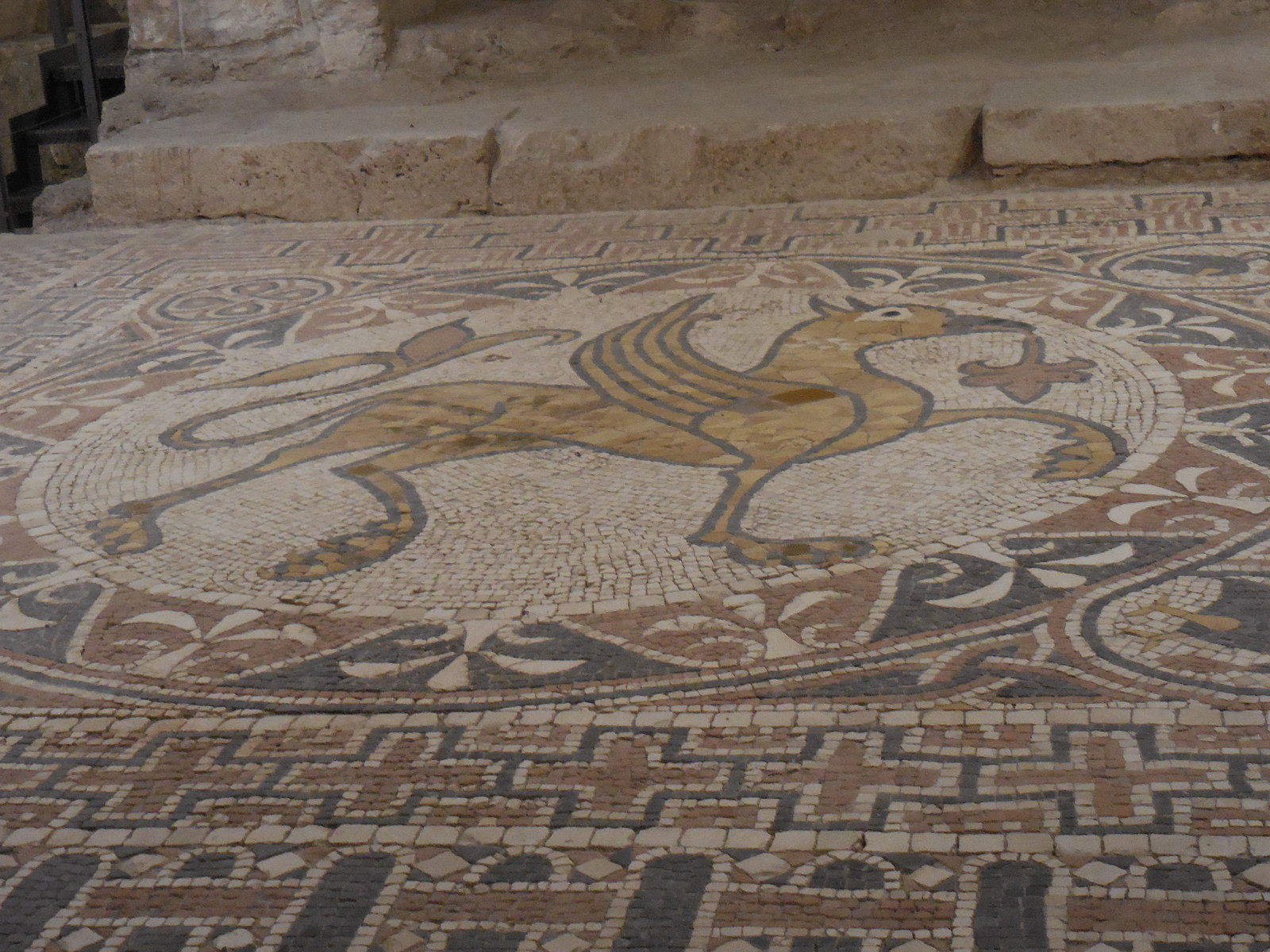 PUGLIABitontocathmosaic1