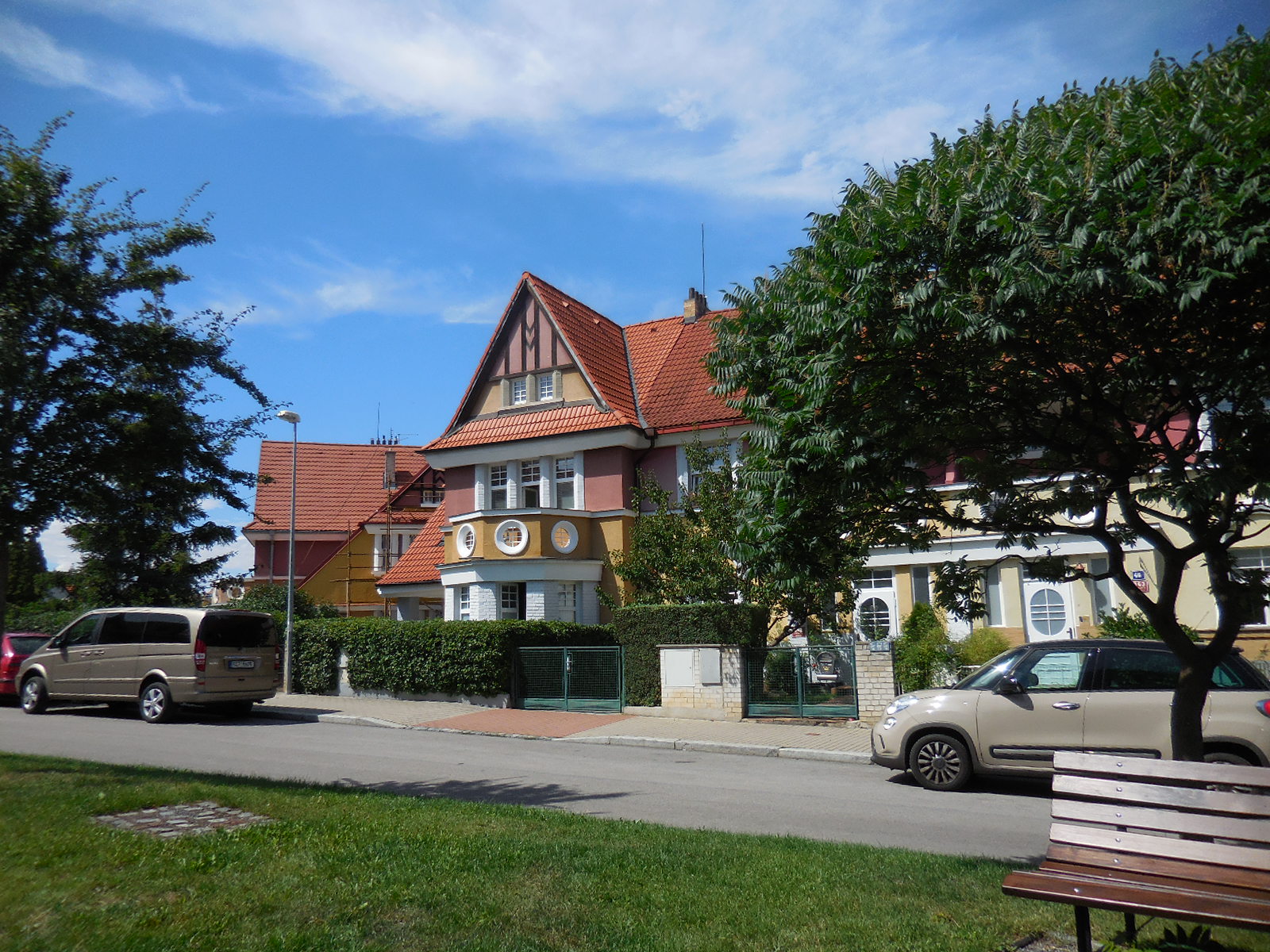 OrechovkaRondocubism9