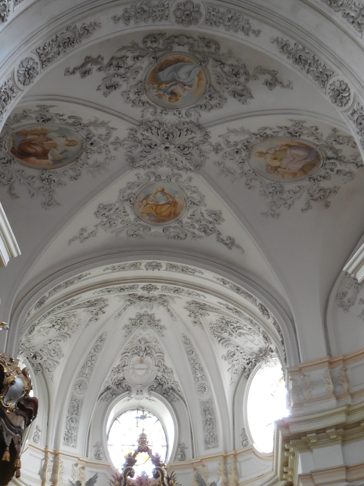 Jablonnebasilicaint22