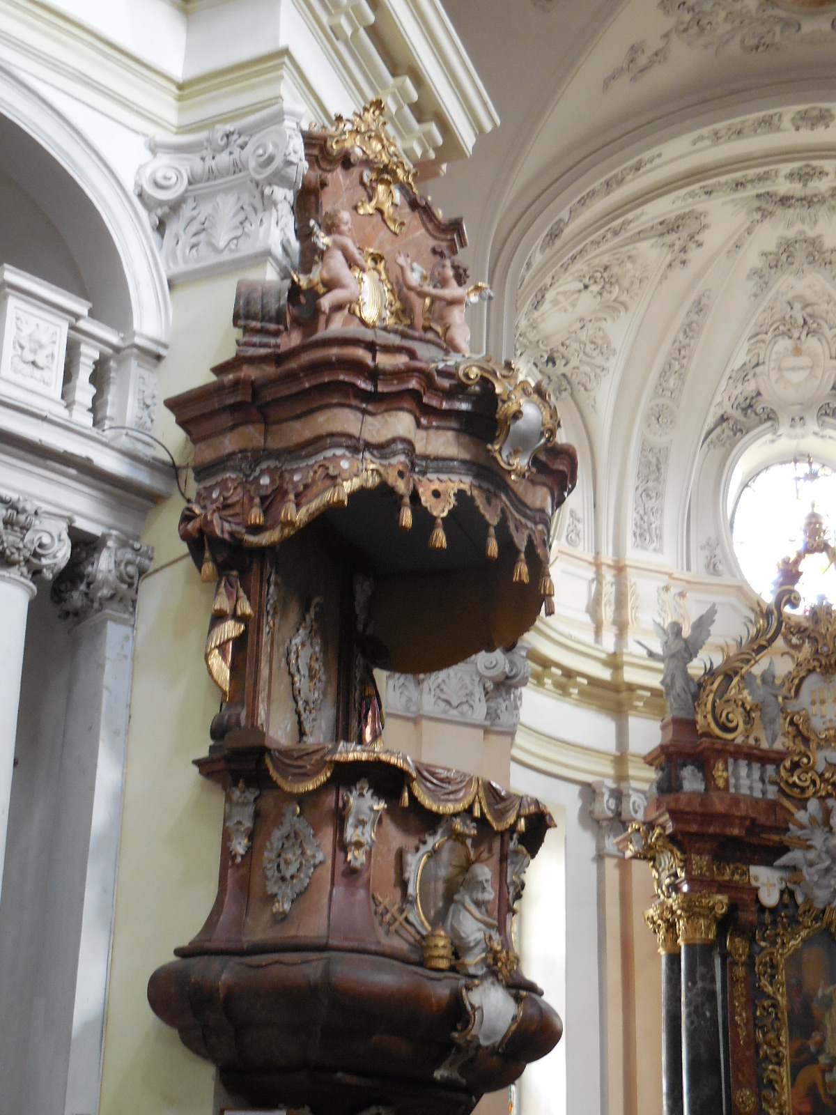 Jablonnebasilicaint20