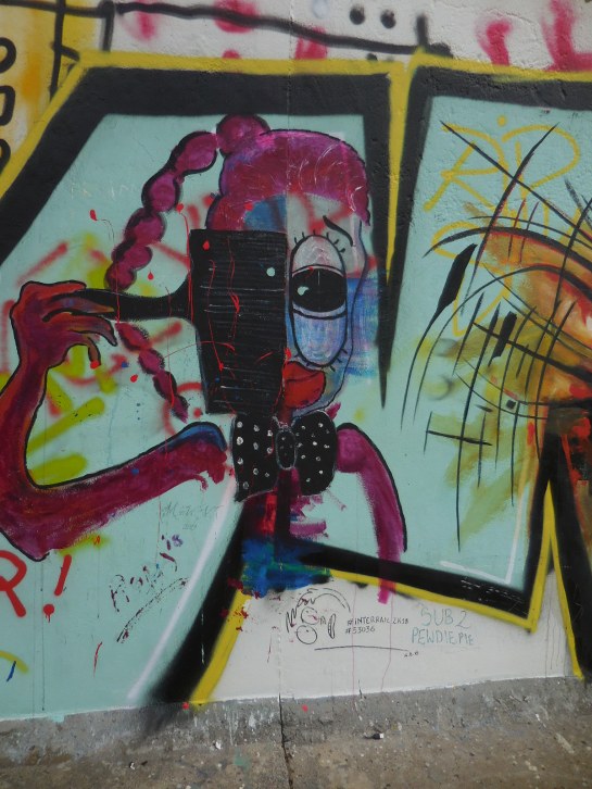 BerlinEastSideGallery37