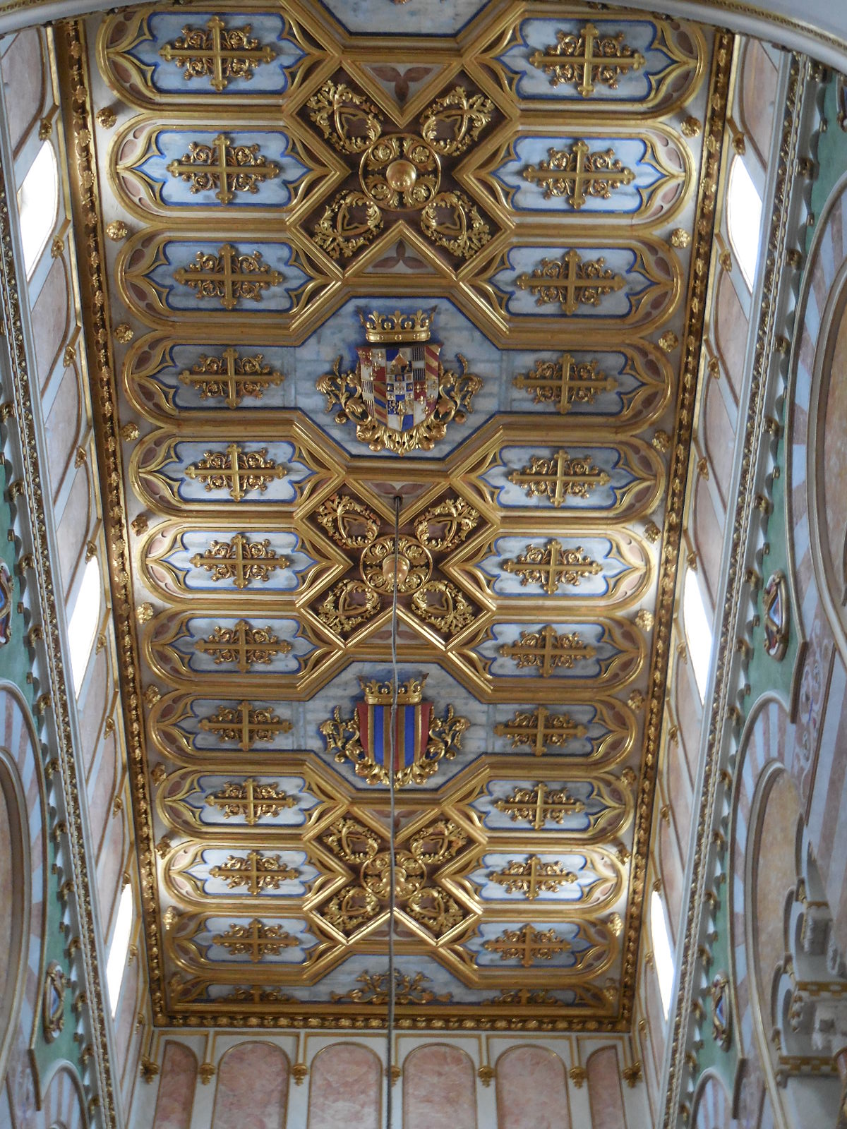 PUGLIAAltamuracathceiling2