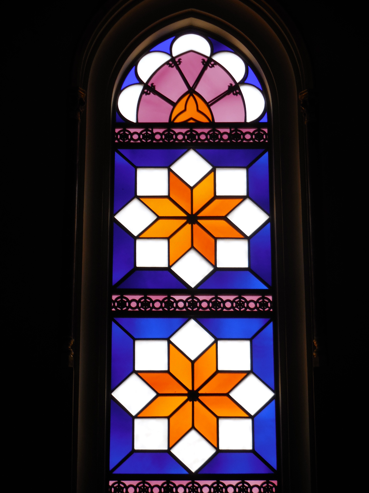 PUGLIAAltamuracathwindow1