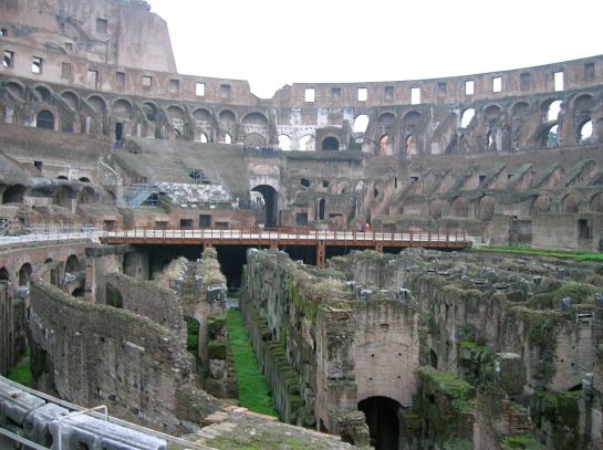 Rome2Colosseum3