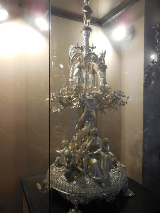 VelkeBreznoint19candlestick